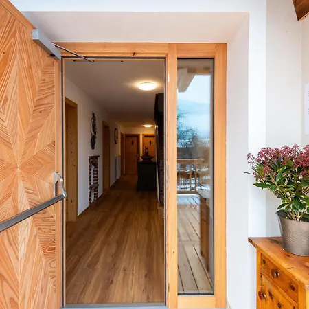 Bauenhaus With Swimming Pond And Hot Tub, Cleaning Included 펜션 Dorf (Salzburg)