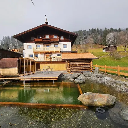 Bauenhaus With Swimming Pond And Hot Tub, Cleaning Included